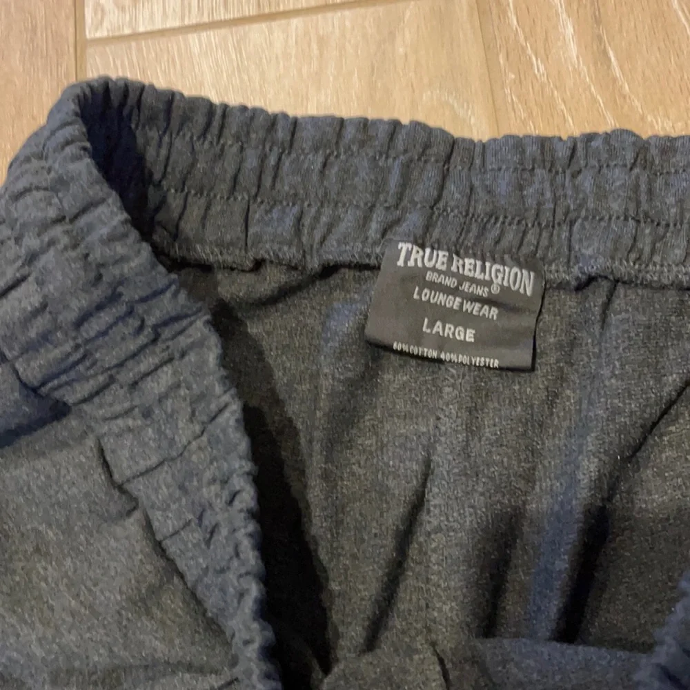 True Religion Loungewear Joggers LARGE Charcoal/Gold